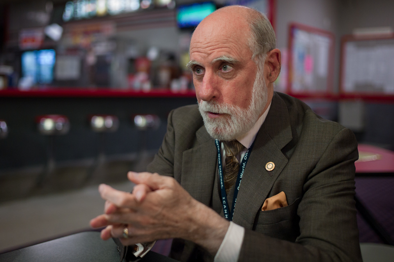 Illustration for article titled Bowling with God: Vint Cerf Talks Time Travel, Porn, and Web Addiction